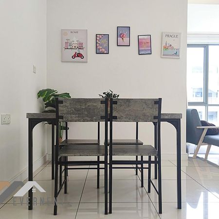 Marina Times Square Homestay By Evernent Мири Екстериор снимка