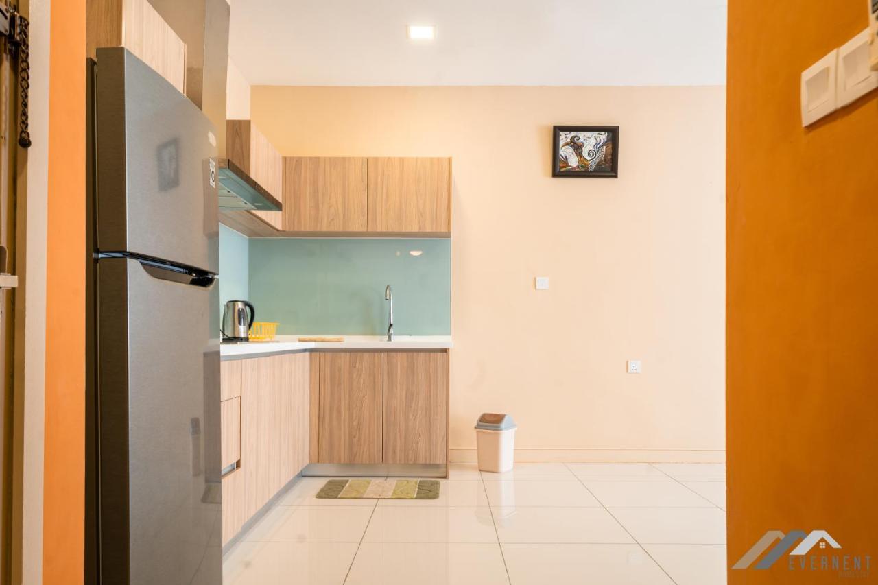 Marina Times Square Homestay By Evernent Мири Екстериор снимка