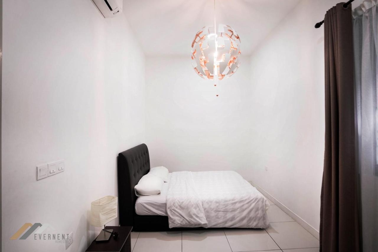 Marina Times Square Homestay By Evernent Мири Екстериор снимка