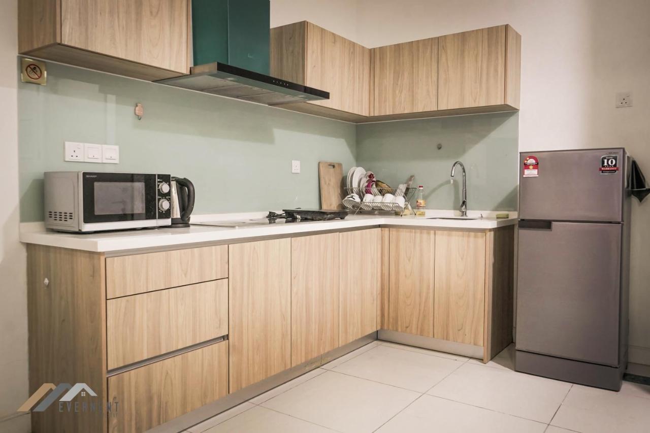Marina Times Square Homestay By Evernent Мири Екстериор снимка