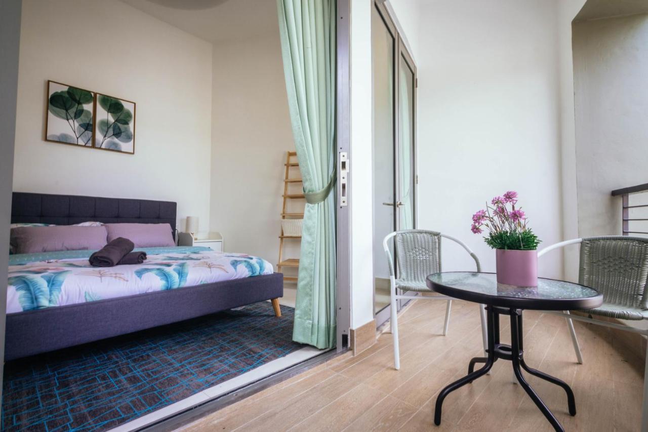 Marina Times Square Homestay By Evernent Мири Екстериор снимка