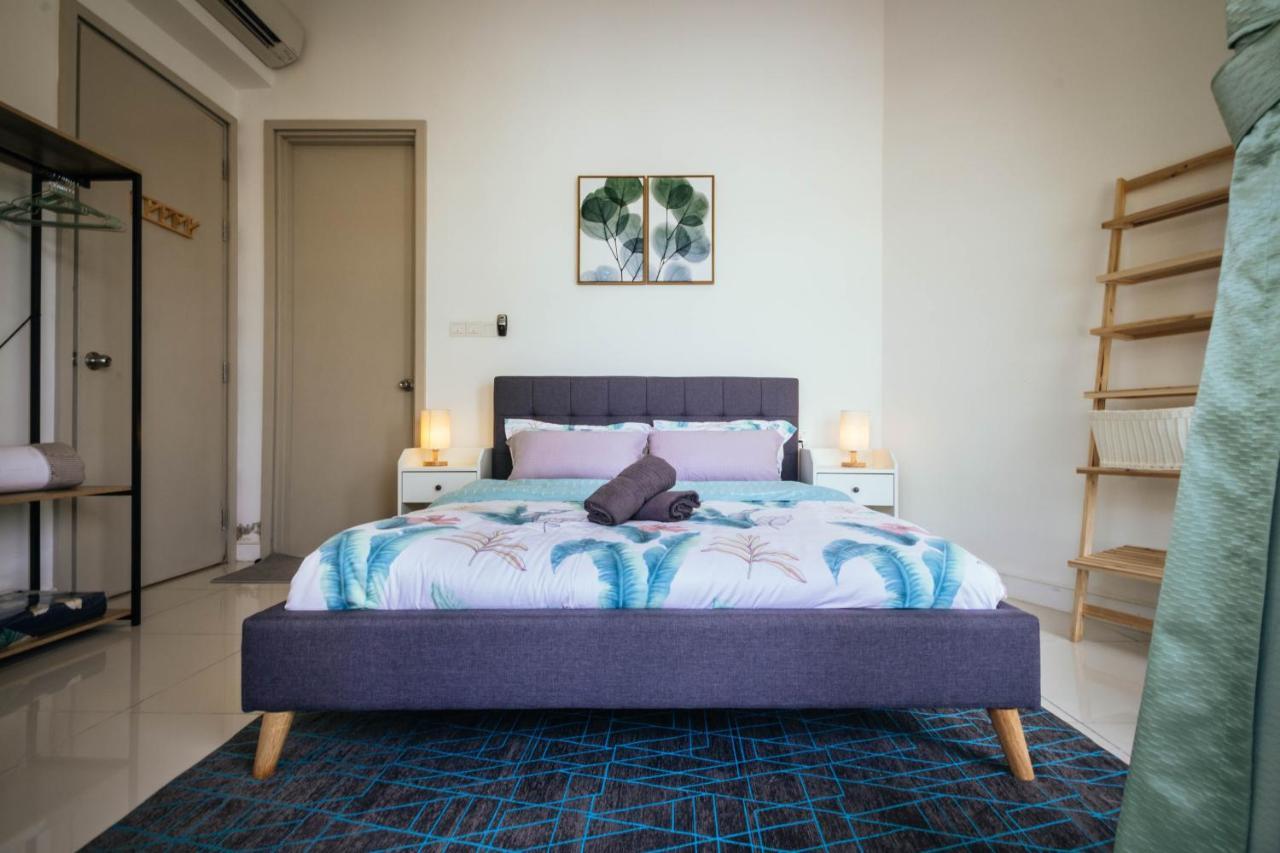 Marina Times Square Homestay By Evernent Мири Екстериор снимка