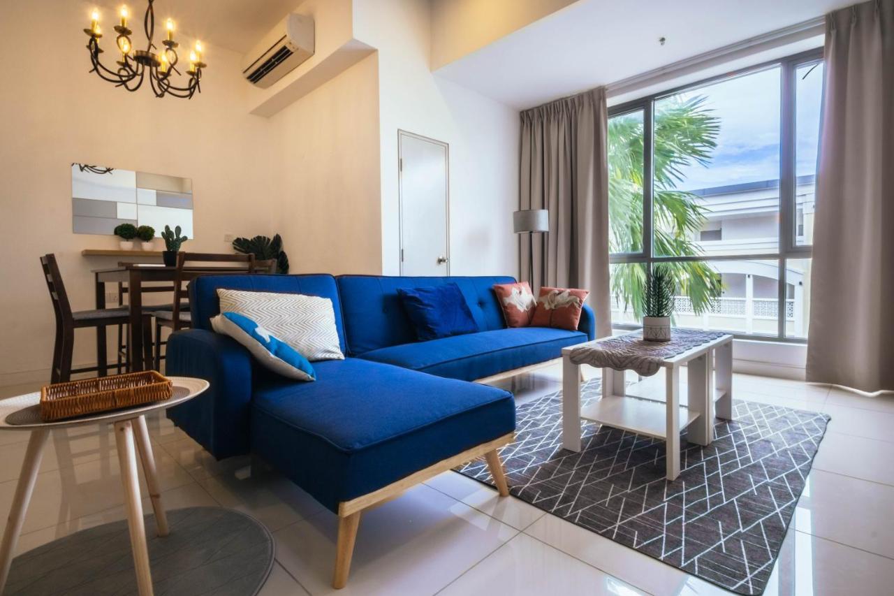 Marina Times Square Homestay By Evernent Мири Екстериор снимка