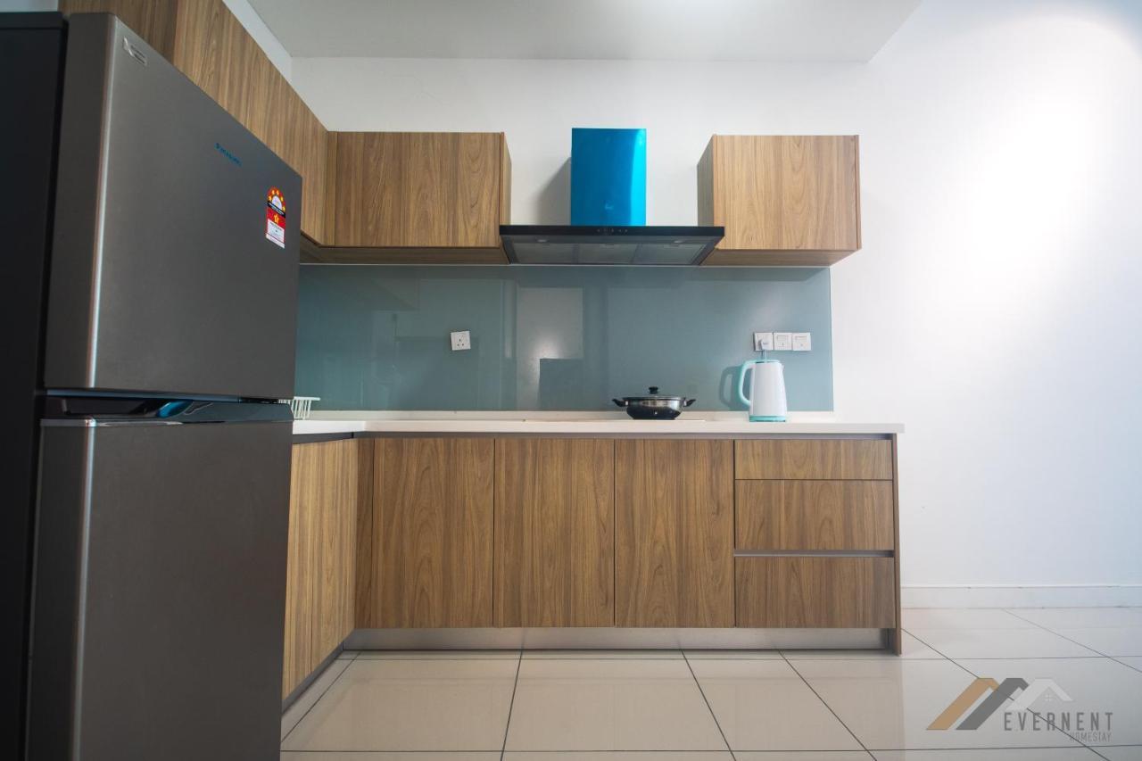 Marina Times Square Homestay By Evernent Мири Екстериор снимка